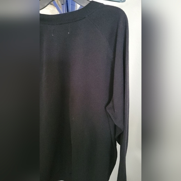 Hollister Crewneck Sweatshirt Size M - Picture 8 of 16